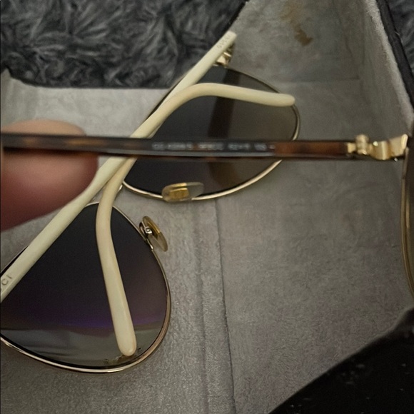 Gucci Aviator Sunglasses Set - Picture 7 of 16